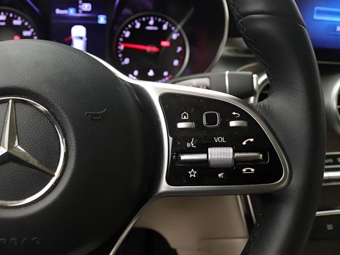 Used 2022 Mercedes-Benz GLC 300 image 12