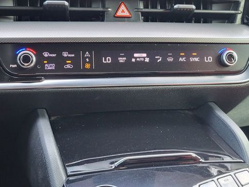 Used 2024 Kia Forte LXS FWD image 5