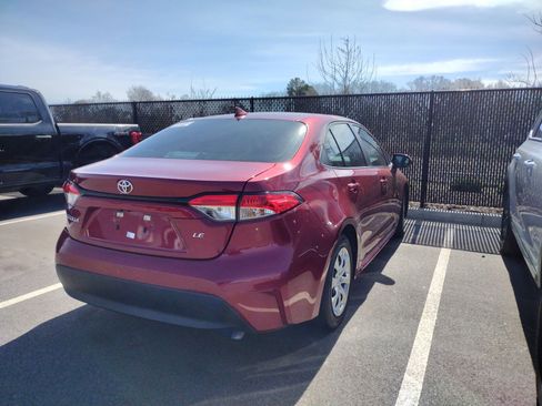 Used 2024 Toyota Corolla LE image 6