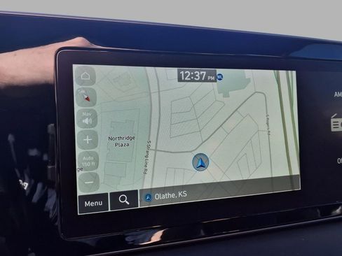 Used 2022 Hyundai Palisade Calligraphy image 8