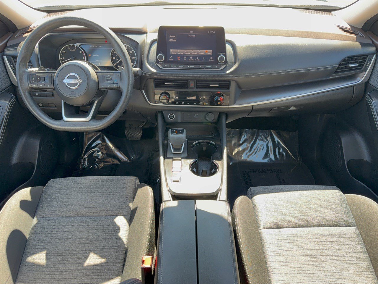 Used 2023 Nissan Rogue SV FWD image 17