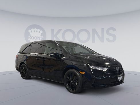 Used 2023 Honda Odyssey Sport image 18