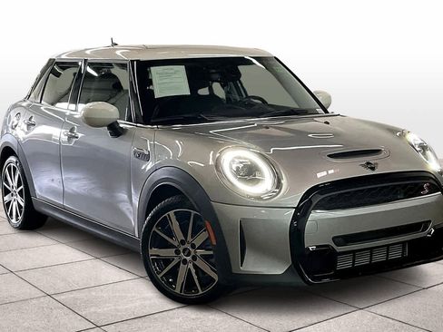 Used 2024 MINI Cooper S image 2