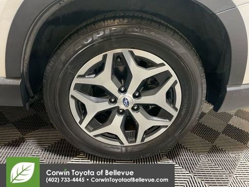 Used 2023 Subaru Forester Premium image 25