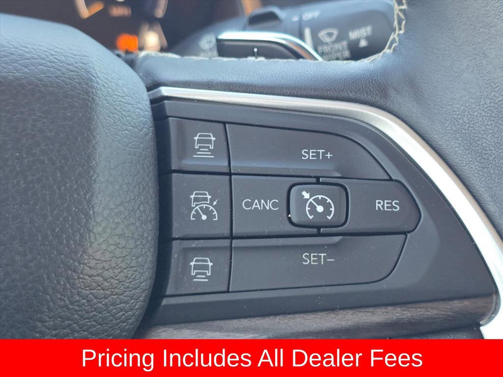 Used 2022 Jeep Grand Cherokee L Limited w/ Luxury Tech Group II RWD image 25