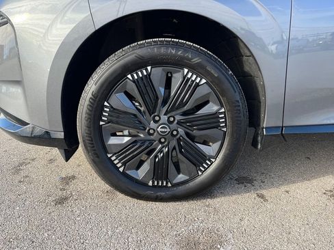 Used 2025 Nissan Murano Platinum w/ Cargo Package image 32