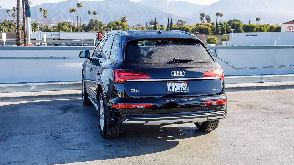 Used 2023 Audi Q5 2.0T Premium w/ Convenience Package AWD/4WD image 7