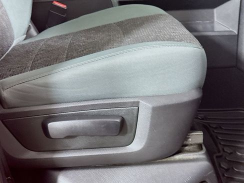 Used 2018 RAM 2500 Big Horn image 23