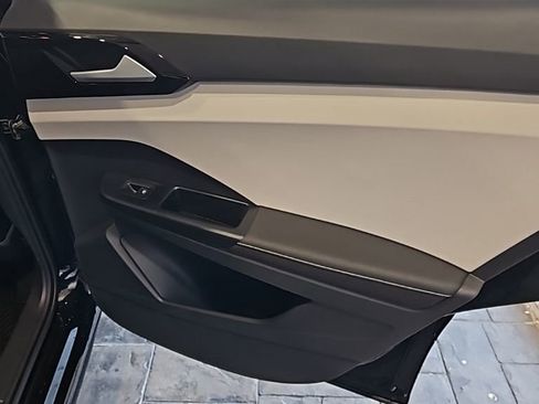 New 2026 Volkswagen Taos S AWD/4WD image 15