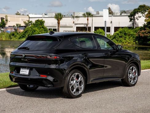 New 2025 Alfa Romeo Tonale w/ Premium Package image 6