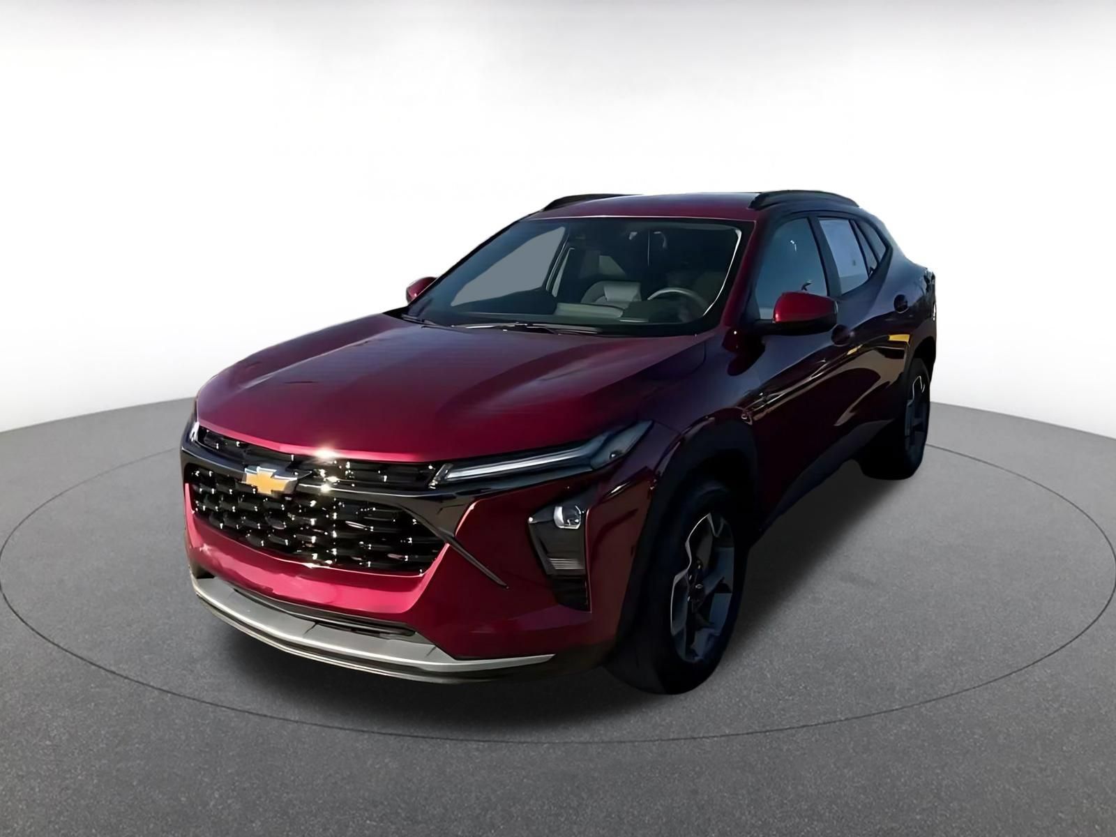 Used 2025 Chevrolet Trax LT FWD image 4