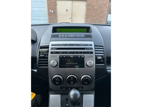 Used 2008 MAZDA MAZDA5 Sport image 25