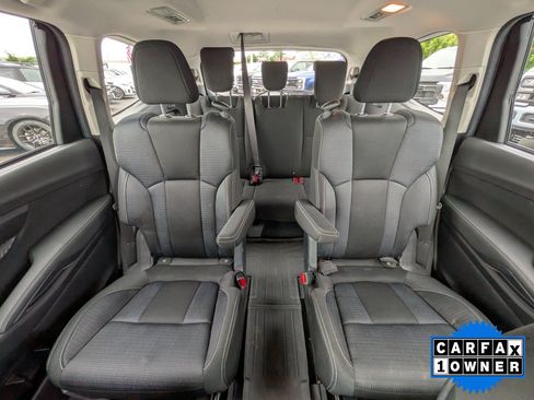 Used 2024 Subaru Ascent Premium w/ Convenience Package AWD/4WD image 18