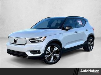 Used 2022 Volvo XC40 P8 Recharge Plus video 1