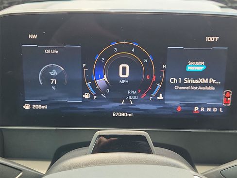 Used 2024 Chevrolet Traverse LT w/ Enhanced Driving Package FWD image 12