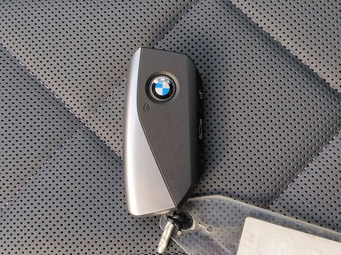 New 2026 BMW iX xDrive45 AWD/4WD image 35
