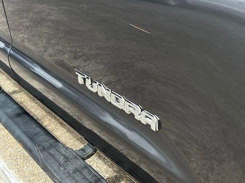 Used 2015 Toyota Tundra SR5 w/ SR5 Upgrade Package image 15