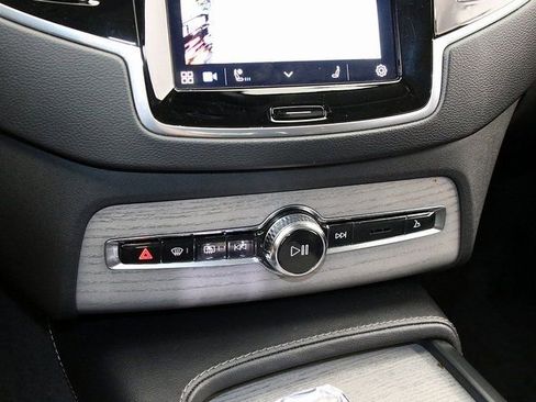 Used 2024 Volvo XC90 T8 Ultimate w/ Protection Package Premier image 23