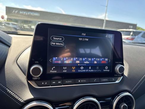 Used 2023 Nissan Sentra SV FWD image 21