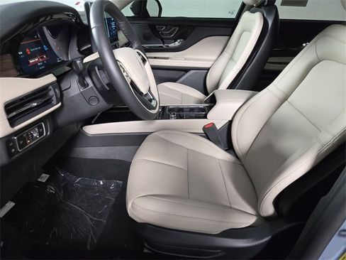 New 2026 Lincoln Corsair Grand Touring image 13