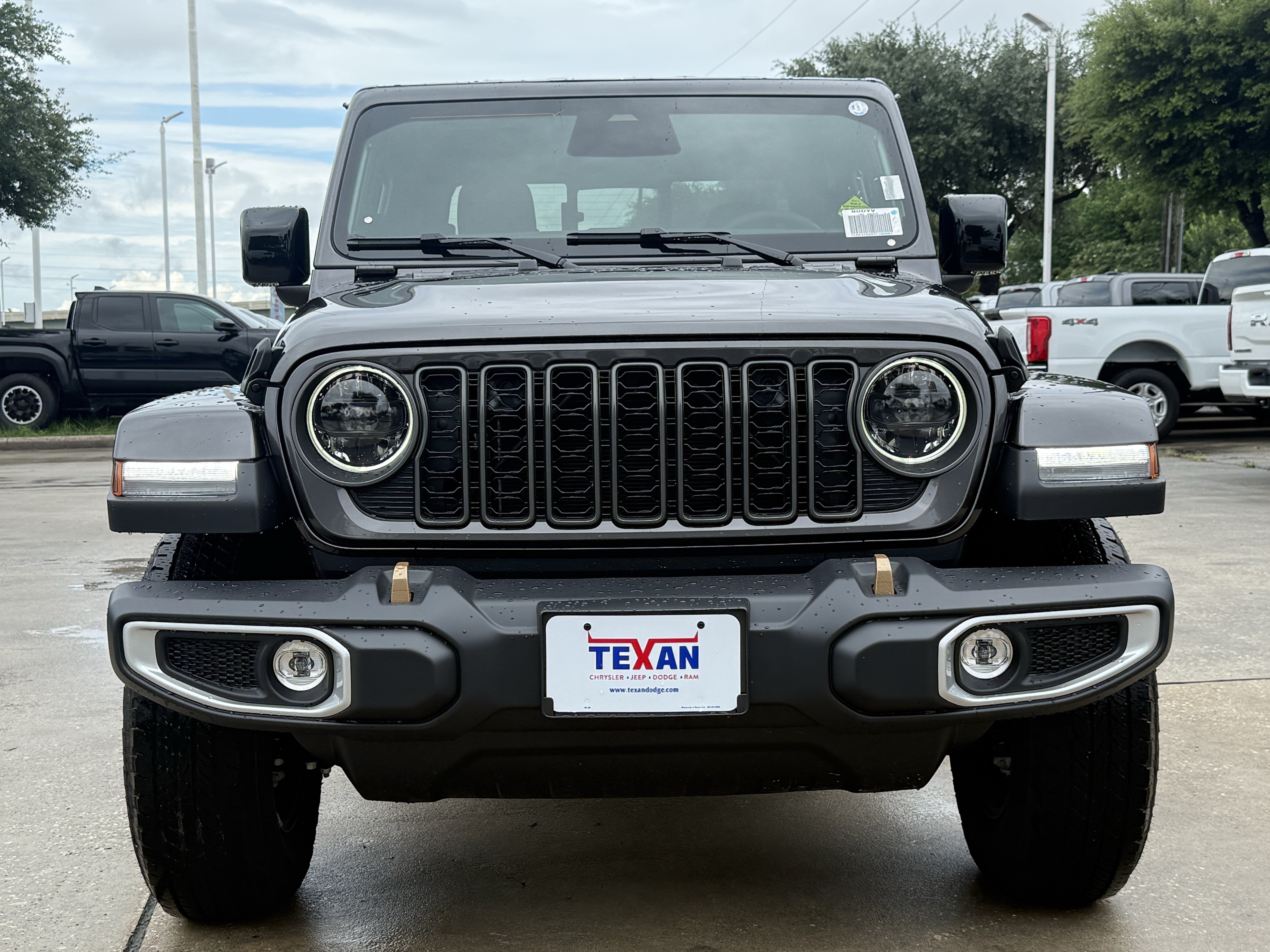 New 2026 Jeep Gladiator Sport AWD/4WD image 7
