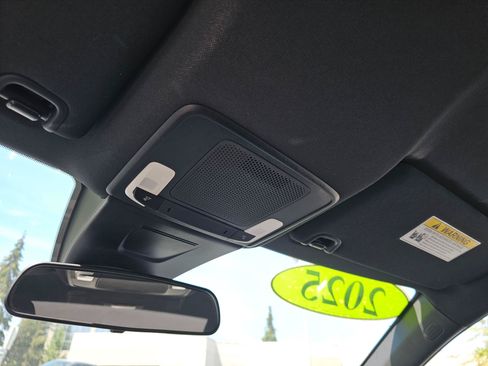 Used 2025 Honda Civic Sport image 30