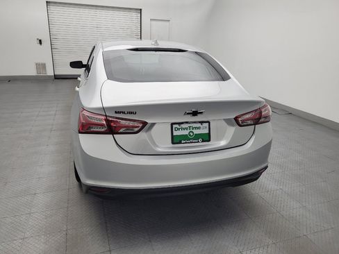 Used 2020 Chevrolet Malibu LT w/ Leather Package FWD image 6