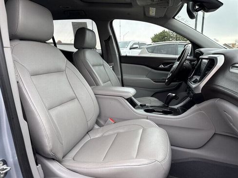 Used 2017 GMC Acadia SLT image 19