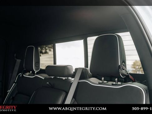 Used 2025 GMC Sierra 2500 AT4X image 42