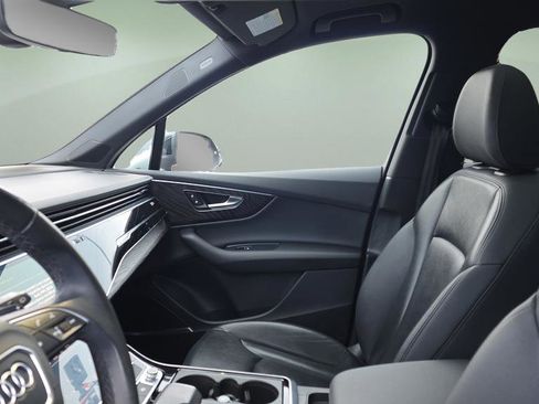 Used 2021 Audi Q7 2.0T Premium Plus image 12