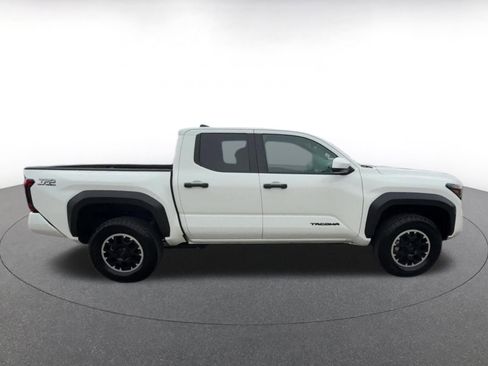 Used 2024 Toyota Tacoma TRD Off-Road image 55