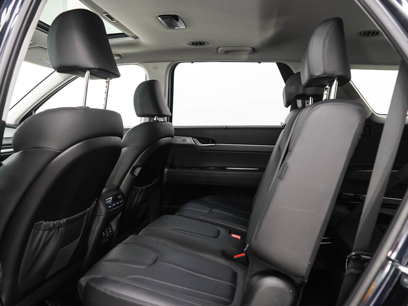 Used 2023 Hyundai Palisade SEL w/ Cargo Package AWD/4WD image 15