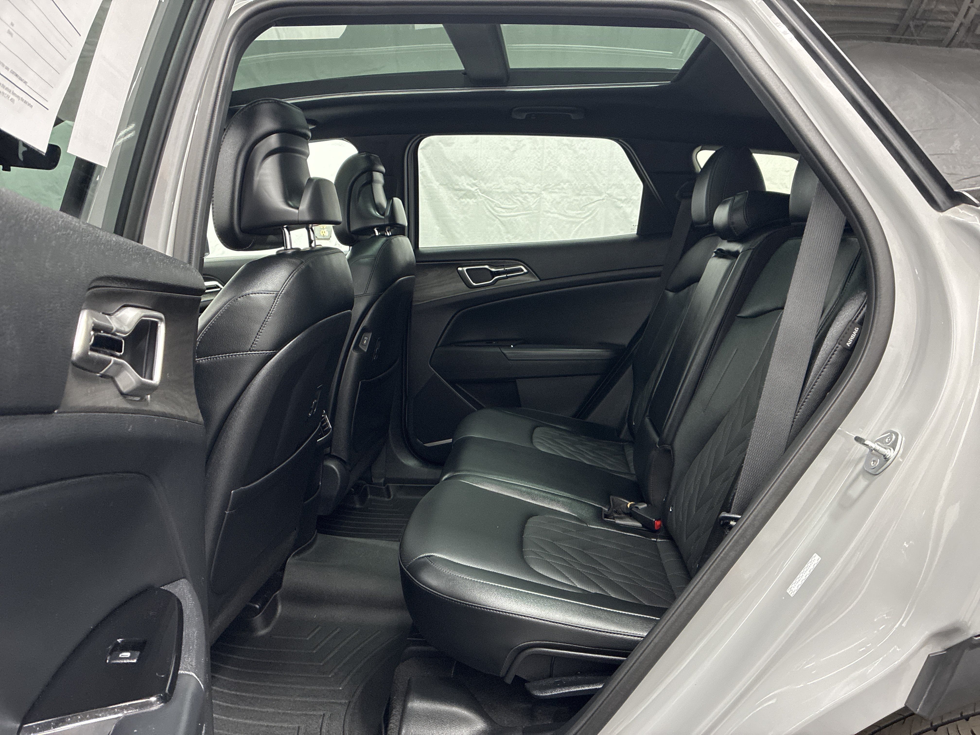 Certified 2025 Kia Sportage X-Line w/ Premium Package AWD/4WD image 10
