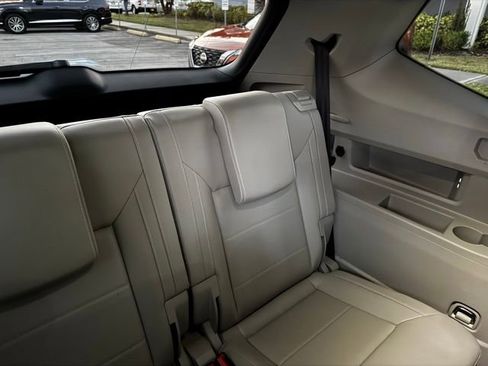 Used 2022 Volkswagen Atlas SE w/ Panoramic Sunroof Package image 14