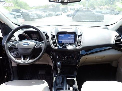 Used 2017 Ford Escape Titanium AWD/4WD image 13