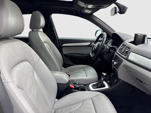 Used 2018 Audi Q3 2.0T Premium FWD image 39