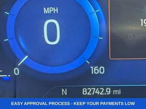 Used 2022 Ford Escape Titanium w/ Class II Trailer Tow Package image 39