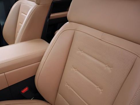 Used 2024 Hyundai Santa Fe Limited image 14