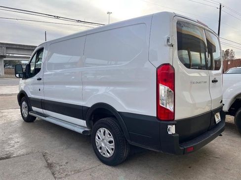 Used 2025 Ford Transit 250 Low Roof w/ Exterior Upgrade Package RWD image 4