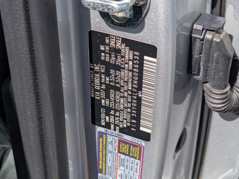 Certified 2022 Kia Sorento SX image 34