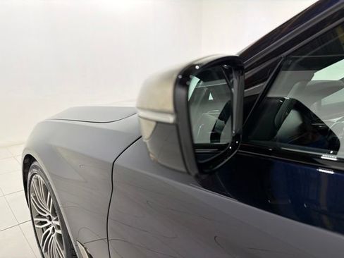Used 2020 BMW M550i xDrive w/ Executive Package AWD/4WD image 9
