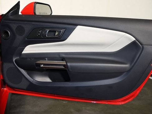 Used 2024 Ford Mustang Premium image 27