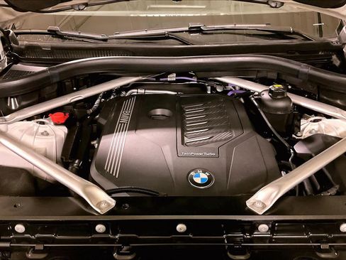 Used 2023 BMW X5 sDrive40i w/ Premium Package image 29