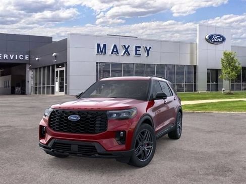 New 2026 Ford Explorer ST-Line w/ ST-Line Street Pack AWD/4WD image 2