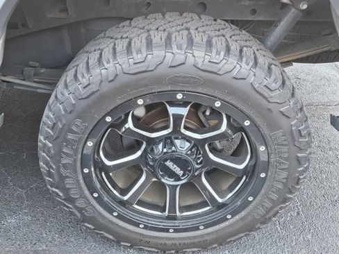 Used 2016 Ford F150 XLT w/ Equipment Group 302A Luxury image 4