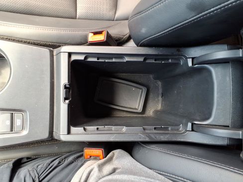 Used 2023 Honda Civic Touring image 23