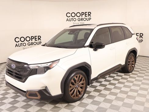 Used 2025 Subaru Forester Sport AWD/4WD image 10