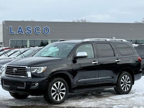 Used 2018 Toyota Sequoia Limited AWD/4WD image 1