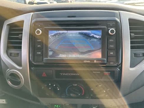 Used 2015 Toyota Tacoma 4x4 Double Cab image 7
