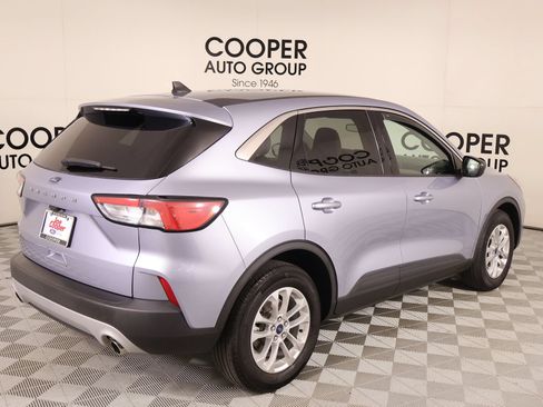 Used 2022 Ford Escape SE w/ Convenience Package FWD image 21